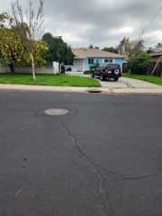 2014 Codding Dr, Modesto, CA 95350