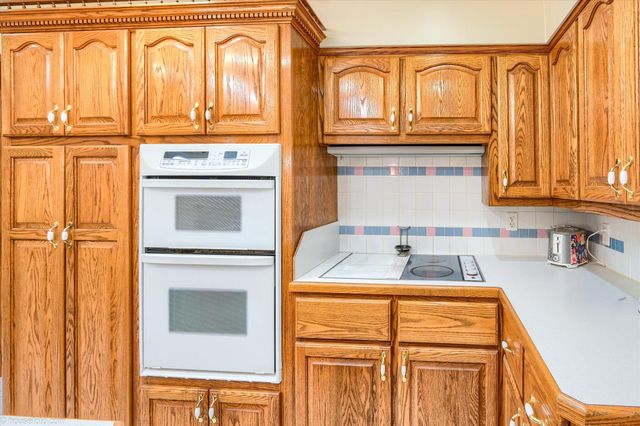 6453 Johnson Road, Flushing, MI 48433