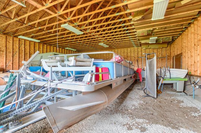 6453 Johnson Road, Flushing, MI 48433