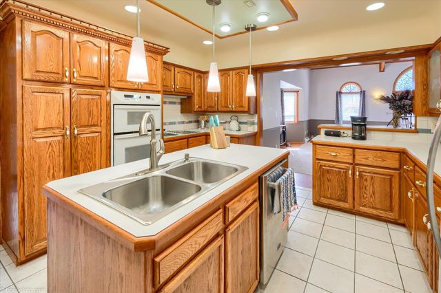 6453 Johnson Road, Flushing, MI 48433