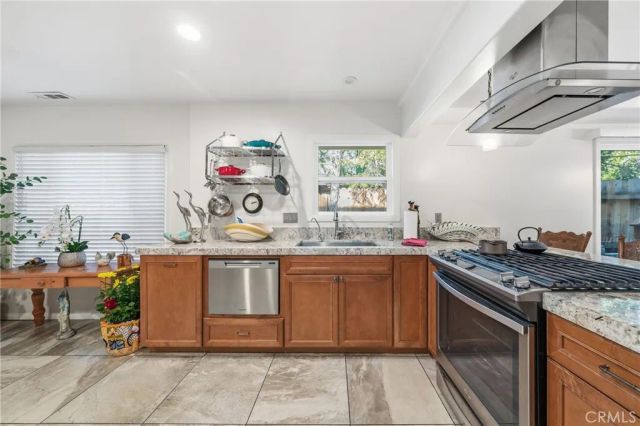 195 Knoll, Big Bear Lake, CA 92315