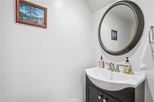 195 Knoll, Big Bear Lake, CA 92315