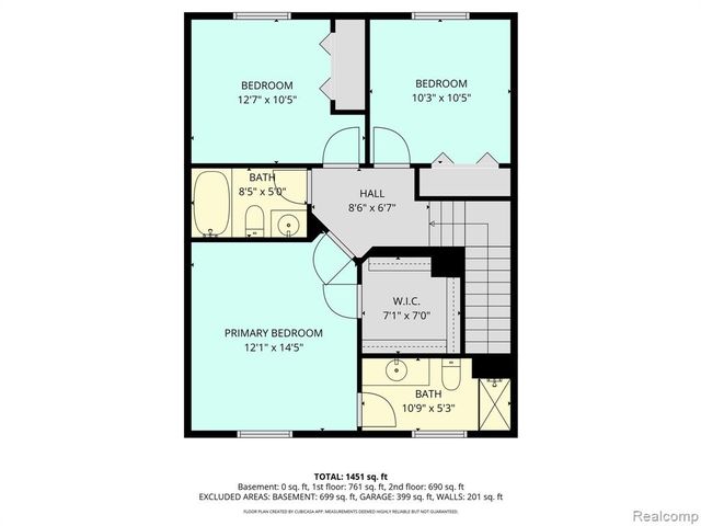 990 Waters Edge Lane, Fenton, MI 48430