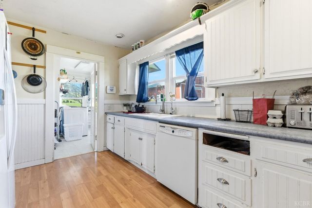 37801 Road 200, Woodlake, CA 93286