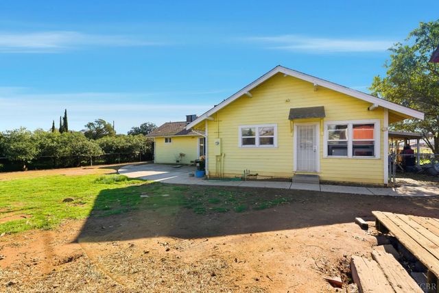 37801 Road 200, Woodlake, CA 93286