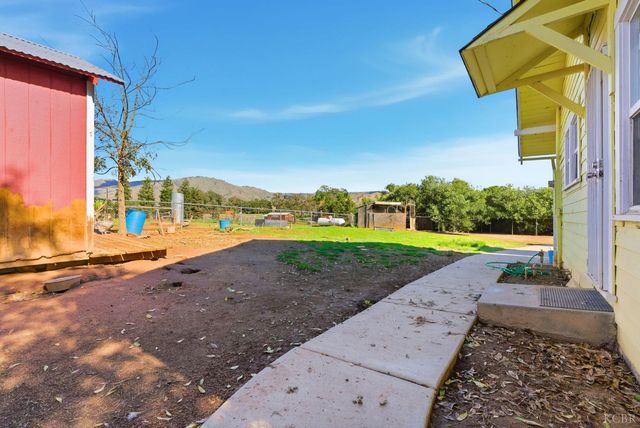 37801 Road 200, Woodlake, CA 93286