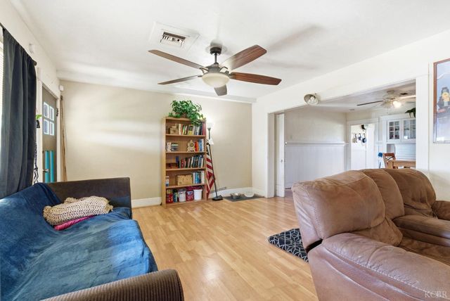 37801 Road 200, Woodlake, CA 93286