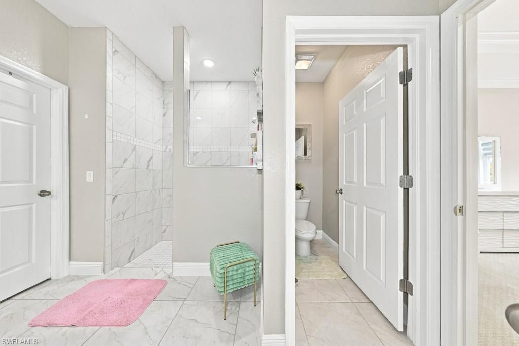 Image 33 of property listing at 1029 NW 34th AVE, Cape Coral, FL 33993