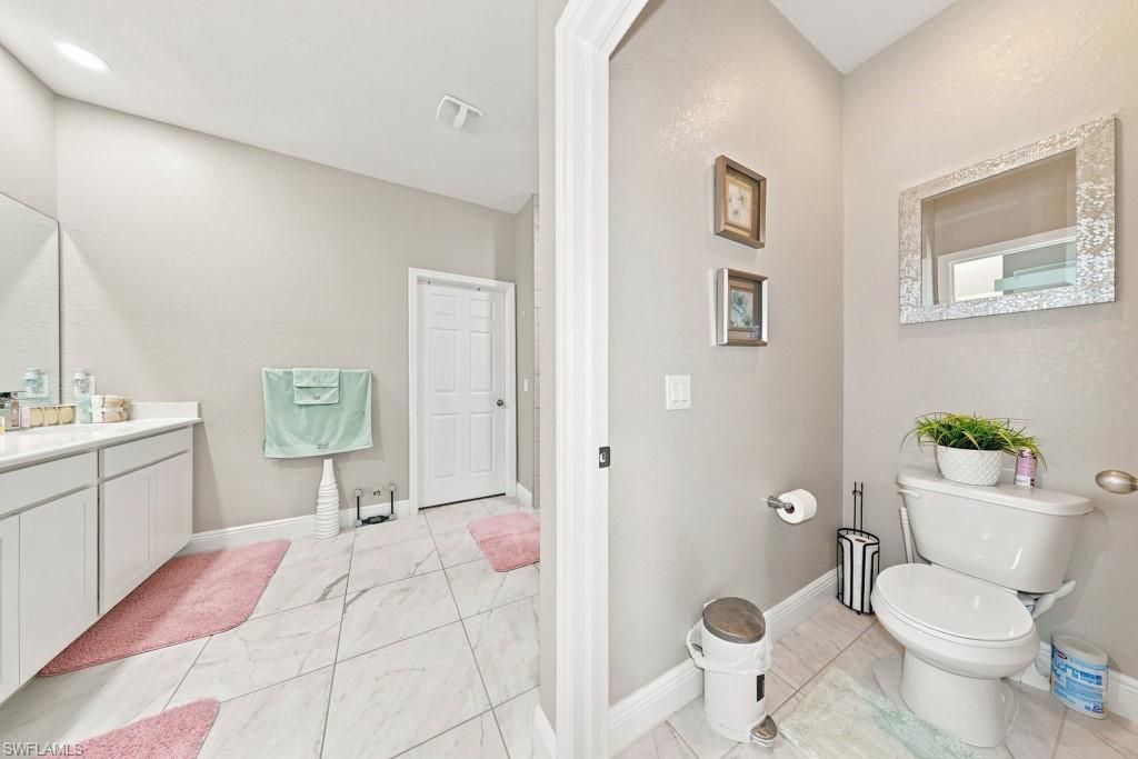 Image 36 of property listing at 1029 NW 34th AVE, Cape Coral, FL 33993