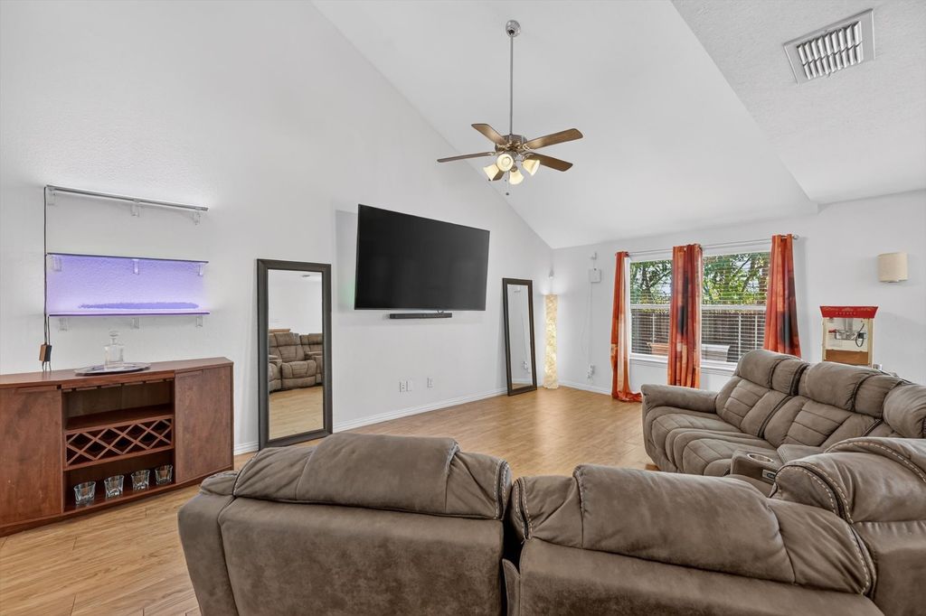 765 River Hill Lane, Fort Worth, TX 76114 — photo 4