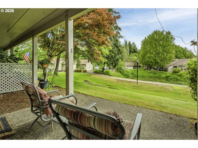 13775 Sw SCHOLLS FERRY Rd 106, Beaverton, OR 97008