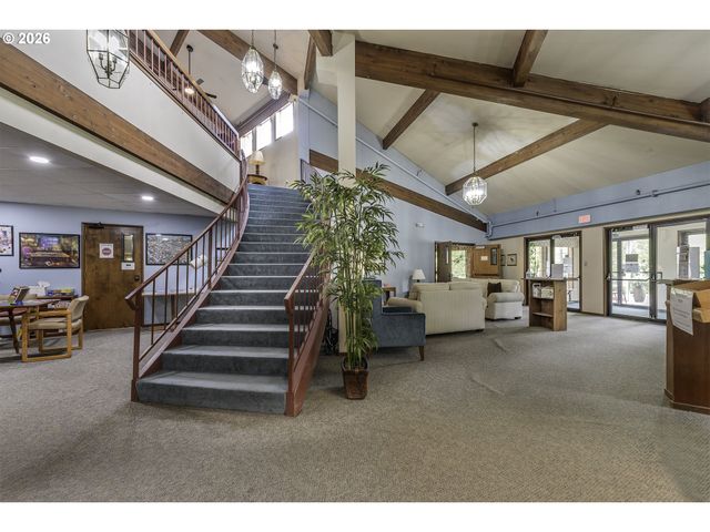 13775 Sw SCHOLLS FERRY Rd 106, Beaverton, OR 97008