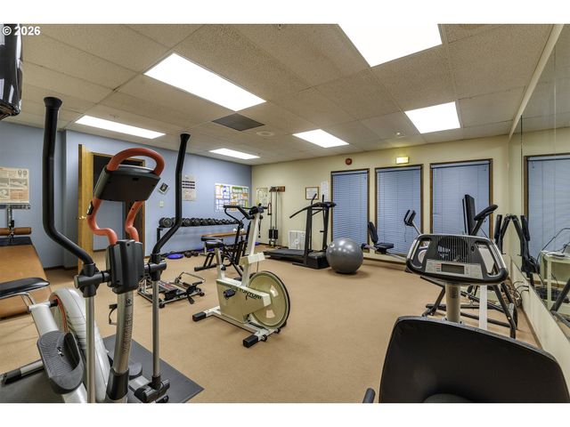 13775 Sw SCHOLLS FERRY Rd 106, Beaverton, OR 97008