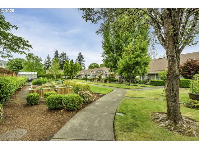 13775 Sw SCHOLLS FERRY Rd 106, Beaverton, OR 97008