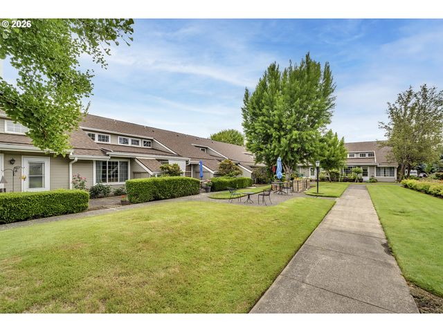 13775 Sw SCHOLLS FERRY Rd 106, Beaverton, OR 97008