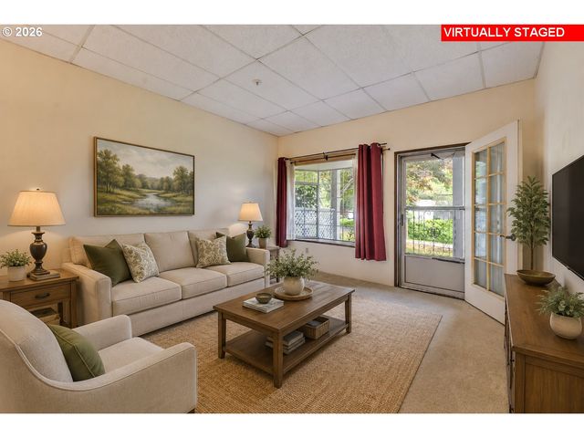 13775 Sw SCHOLLS FERRY Rd 106, Beaverton, OR 97008