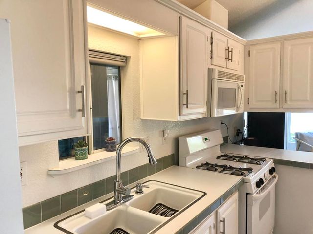 74711 Dillon Rd Spc 21, Desert Hot Springs, CA 92241