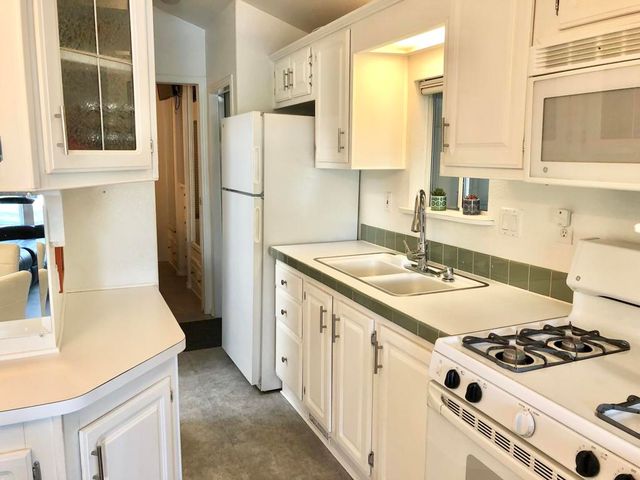 74711 Dillon Rd Spc 21, Desert Hot Springs, CA 92241