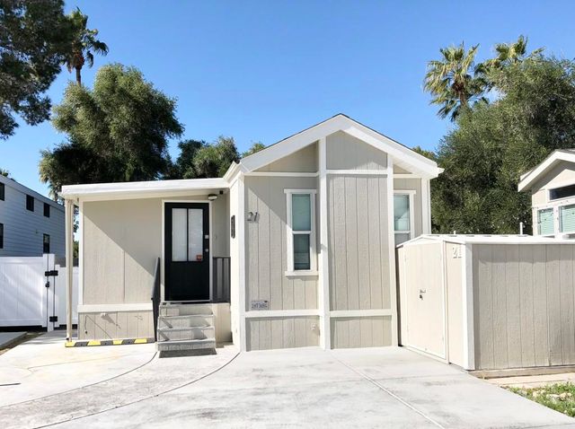 74711 Dillon Rd Spc 21, Desert Hot Springs, CA 92241