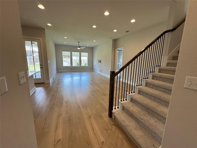 2504 Dapple Gray LN, Leander, TX 78641