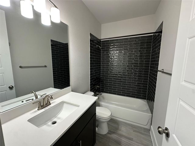 2504 Dapple Gray LN, Leander, TX 78641