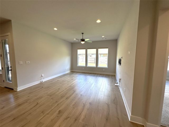 2504 Dapple Gray LN, Leander, TX 78641