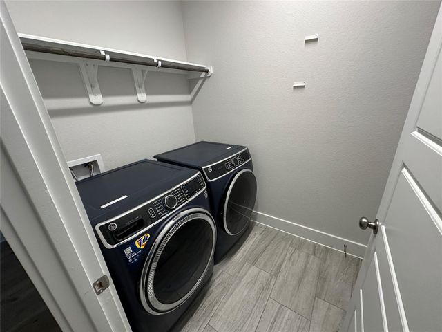 2504 Dapple Gray LN, Leander, TX 78641