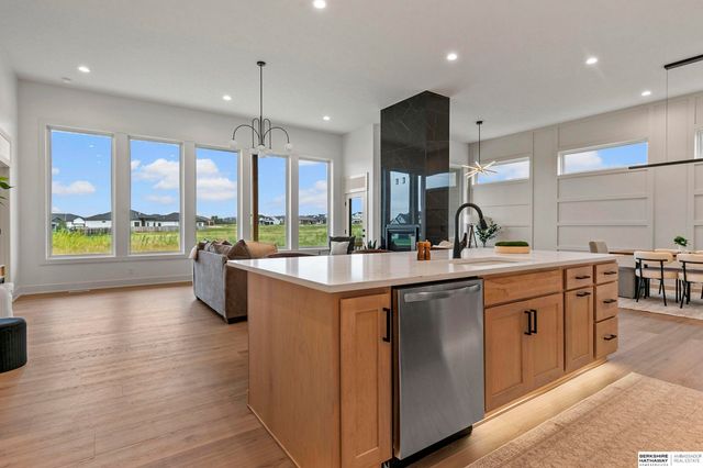 3520 Tree Line Drive, Lincoln, NE 68516