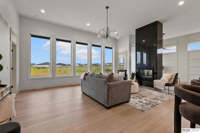 3520 Tree Line Drive, Lincoln, NE 68516