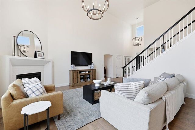 17405 E Morningside Ln, Greenacres, WA 99016