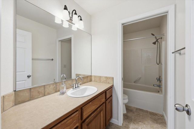 17405 E Morningside Ln, Greenacres, WA 99016