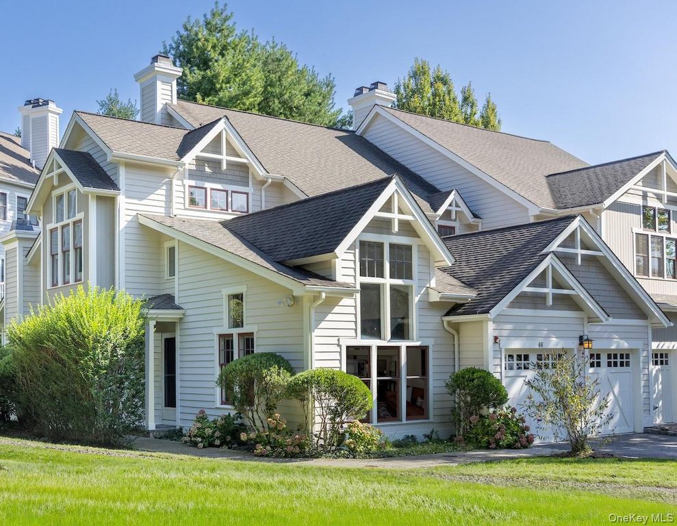 66 Landing Drive, Dobbs Ferry, NY 10522