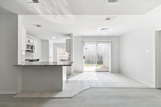 9330 Danforth Way, Houston, TX 77083