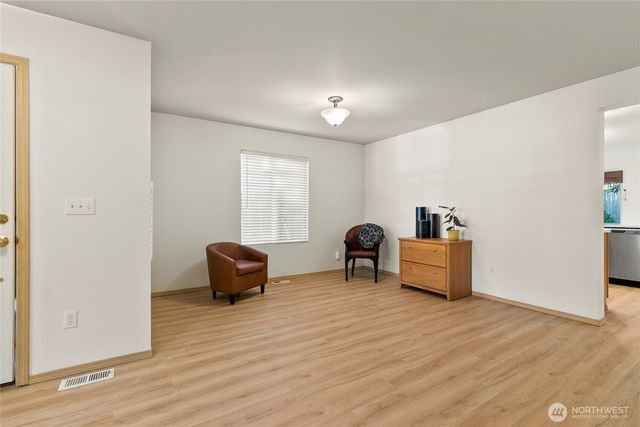 23415 SE 262nd Street, Maple Valley, WA 98038