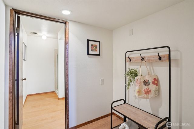 6111 Hawthorne Terrace NE NE, Tacoma, WA 98422