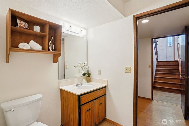 6111 Hawthorne Terrace NE NE, Tacoma, WA 98422