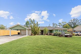 1526 Adkins Road, Houston, TX 77055