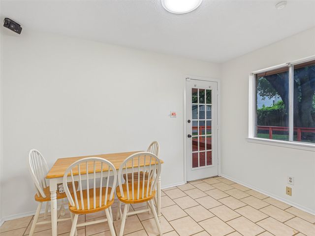 15818 Castorglen Drive, Webster, TX 77598