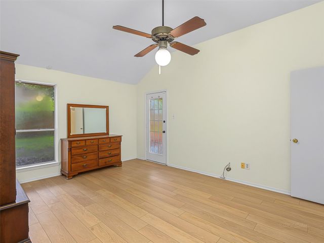 15818 Castorglen Drive, Webster, TX 77598