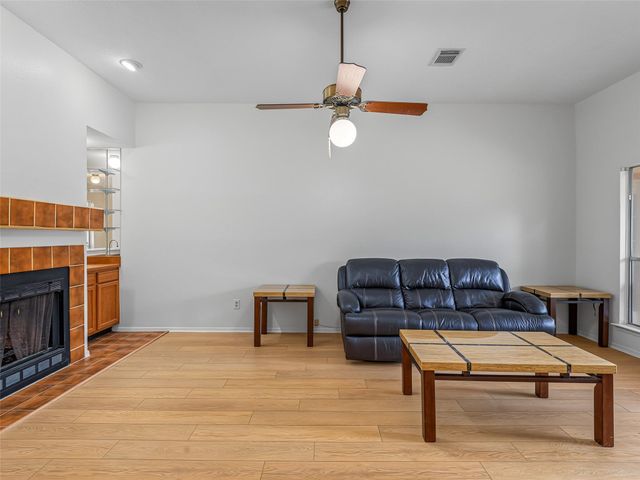 15818 Castorglen Drive, Webster, TX 77598