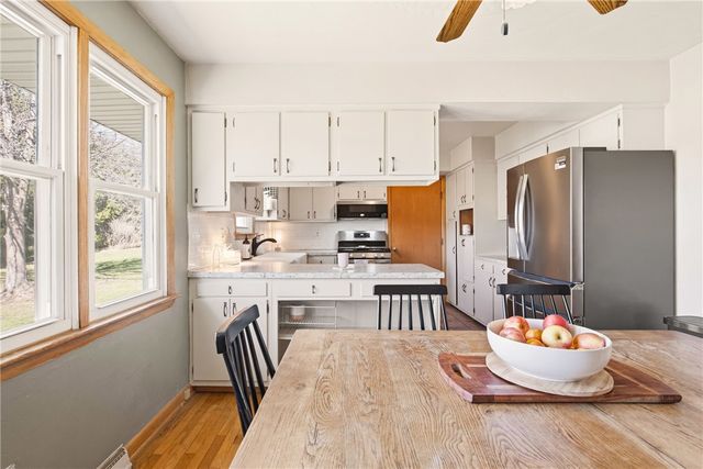 524 Dott Ave, Somerset Boro, PA 15501