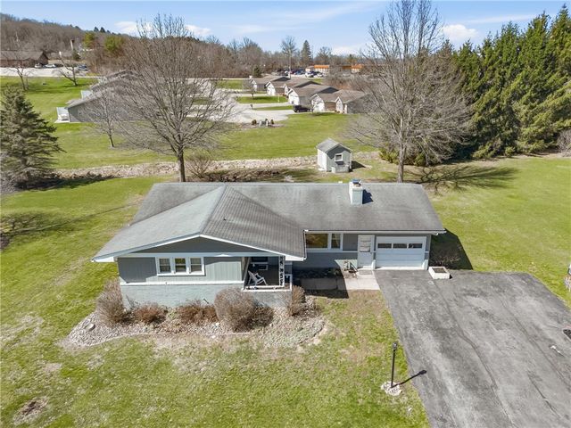 524 Dott Ave, Somerset Boro, PA 15501
