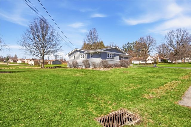 524 Dott Ave, Somerset Boro, PA 15501