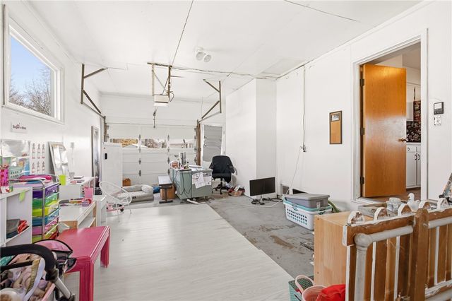 524 Dott Ave, Somerset Boro, PA 15501