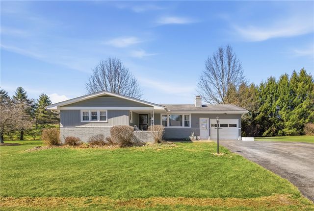 524 Dott Ave, Somerset Boro, PA 15501