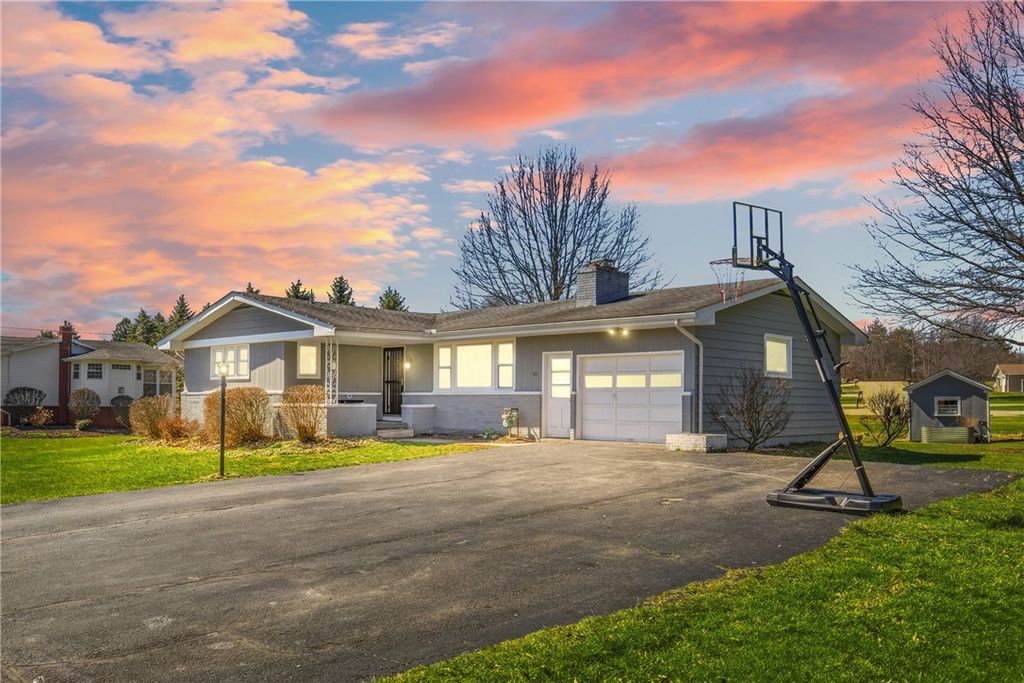 524 Dott Ave, Somerset Boro, PA 15501