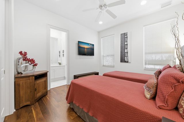 108 Via Paradisio, Palm Beach Gardens, FL 33418