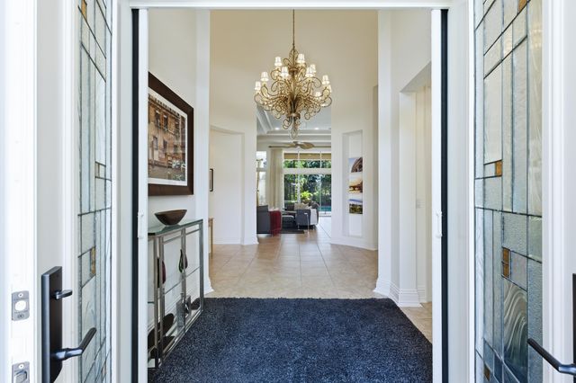 108 Via Paradisio, Palm Beach Gardens, FL 33418