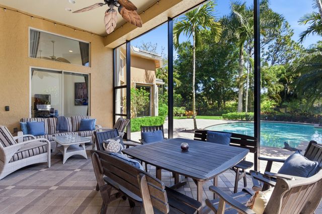 108 Via Paradisio, Palm Beach Gardens, FL 33418