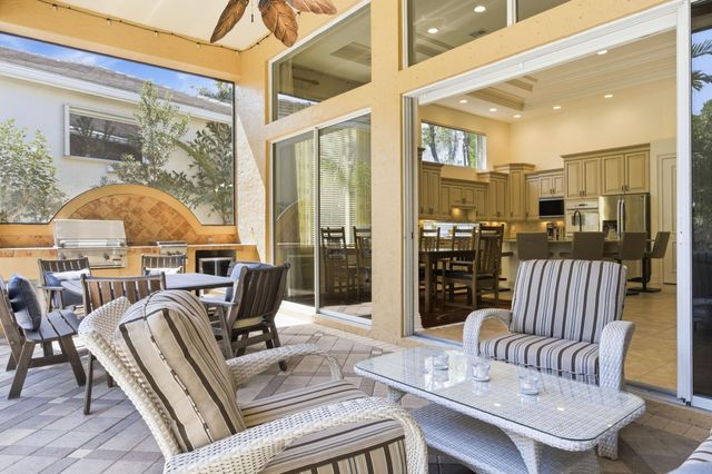 108 Via Paradisio, Palm Beach Gardens, FL 33418